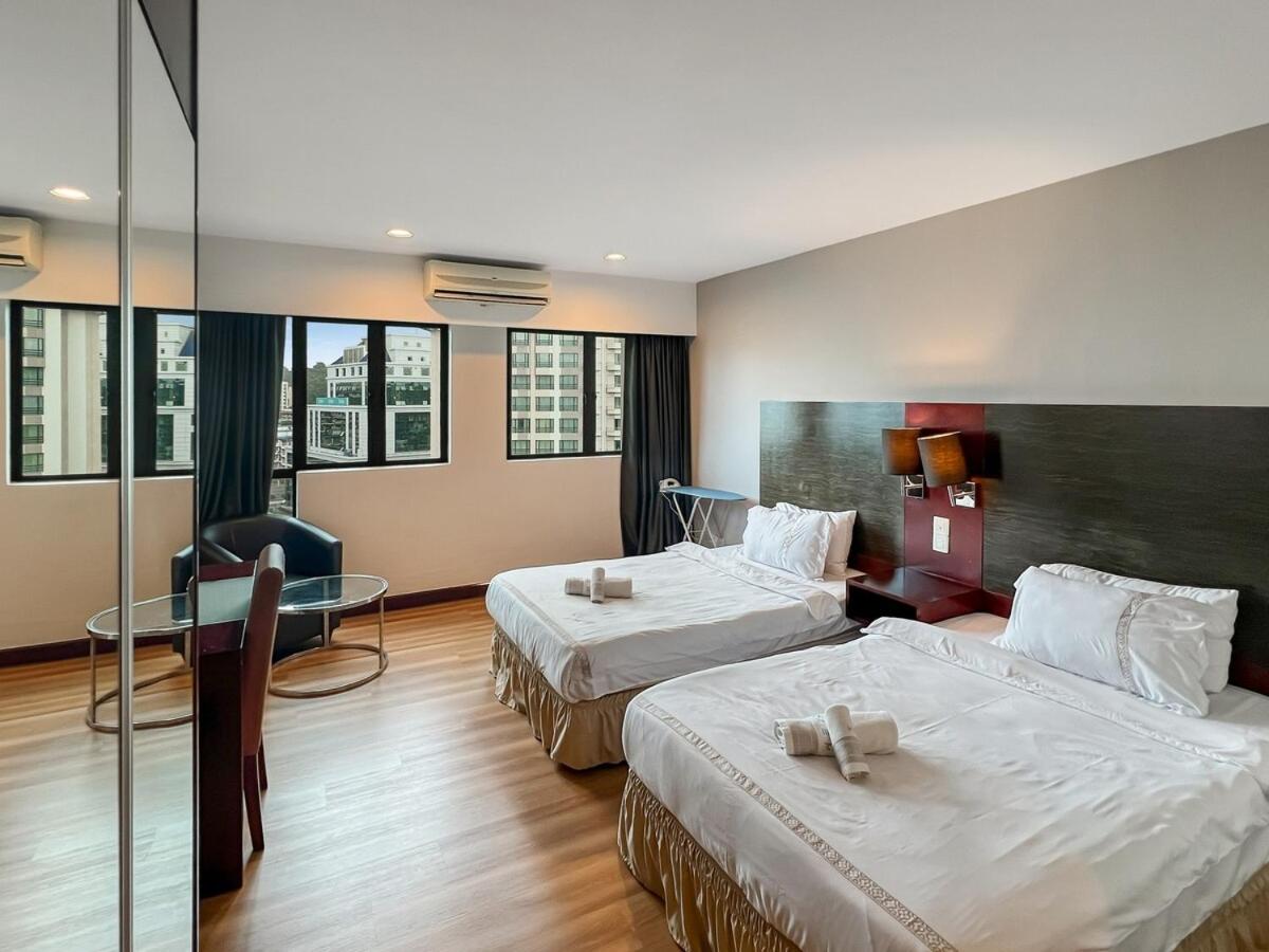 Royal Crown Scsp 957 KK CBD near Imago - B&B