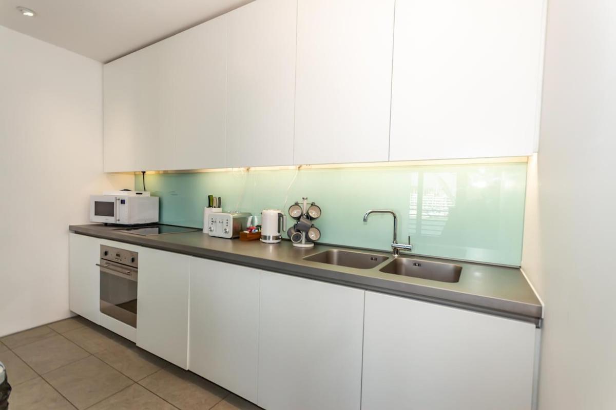 Spacious Modern Apartment 42 Brewhouse - Ferienwohnung Plymouth