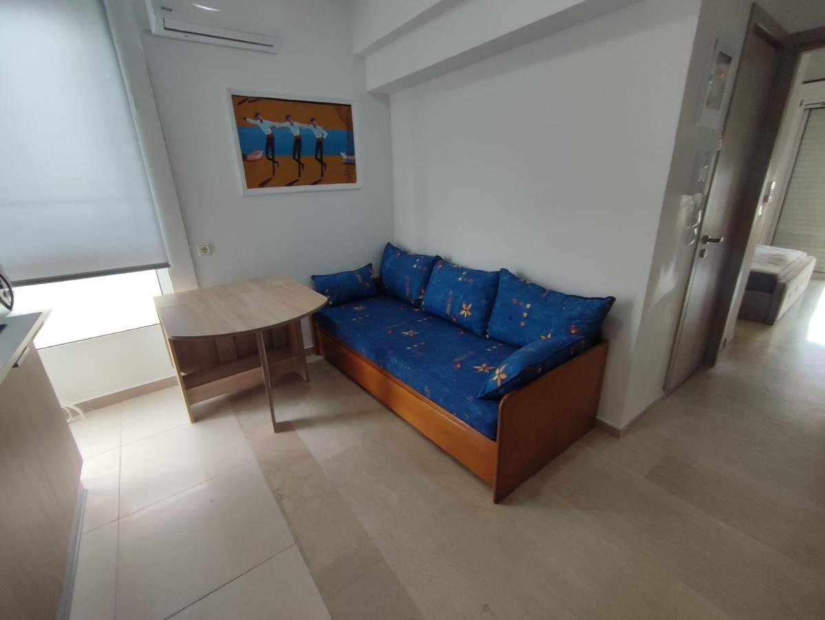 Loutraki sea view apartment - B&B Loutraki