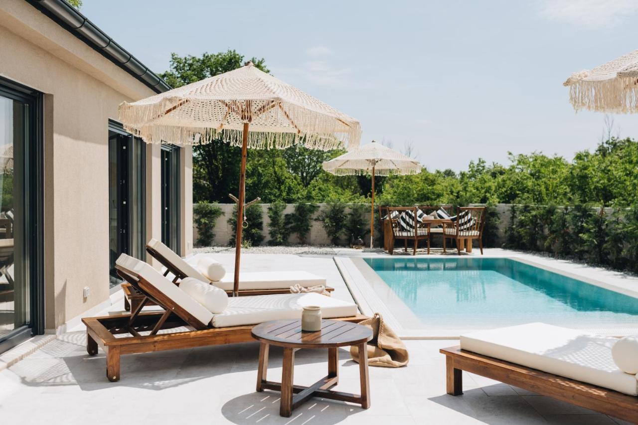 NEW!!! Maison Mandri with Private Pool - B&B Marasi