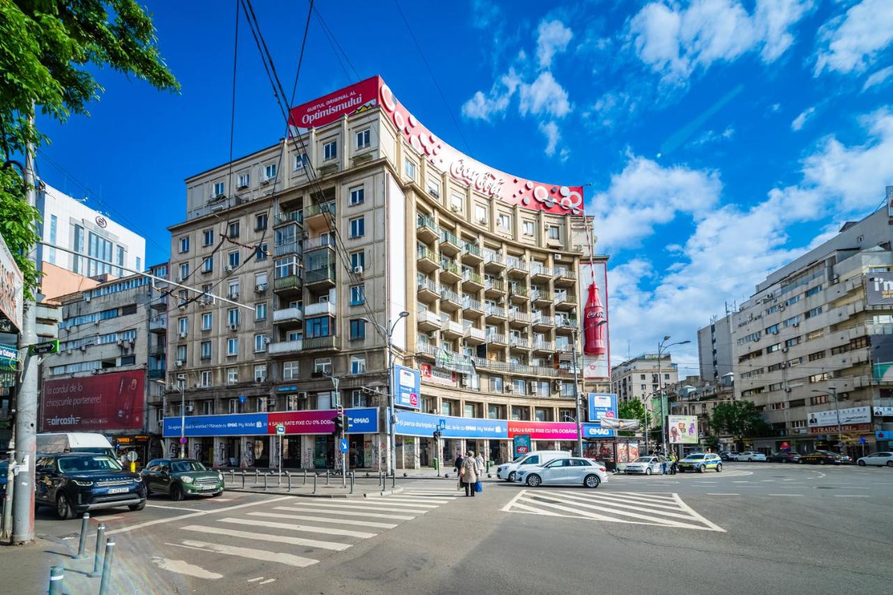 Central Modern Apartments - Romana Square - B&B