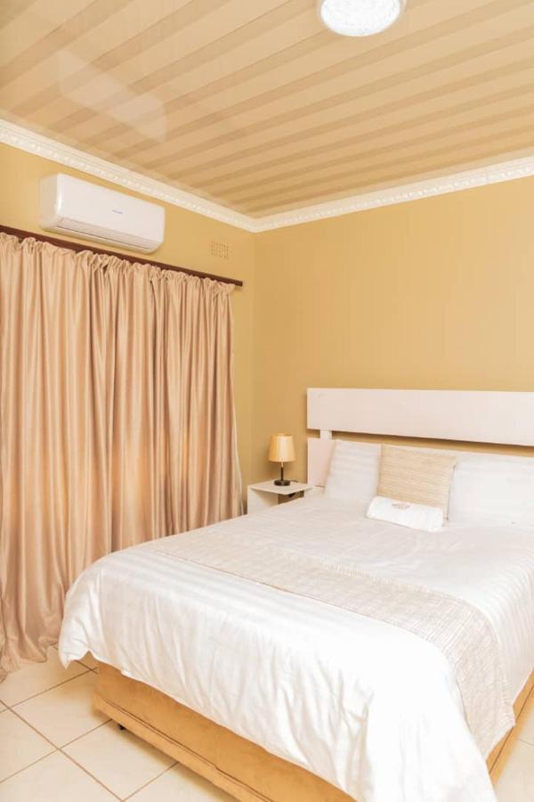 Habitación Doble Pequeña