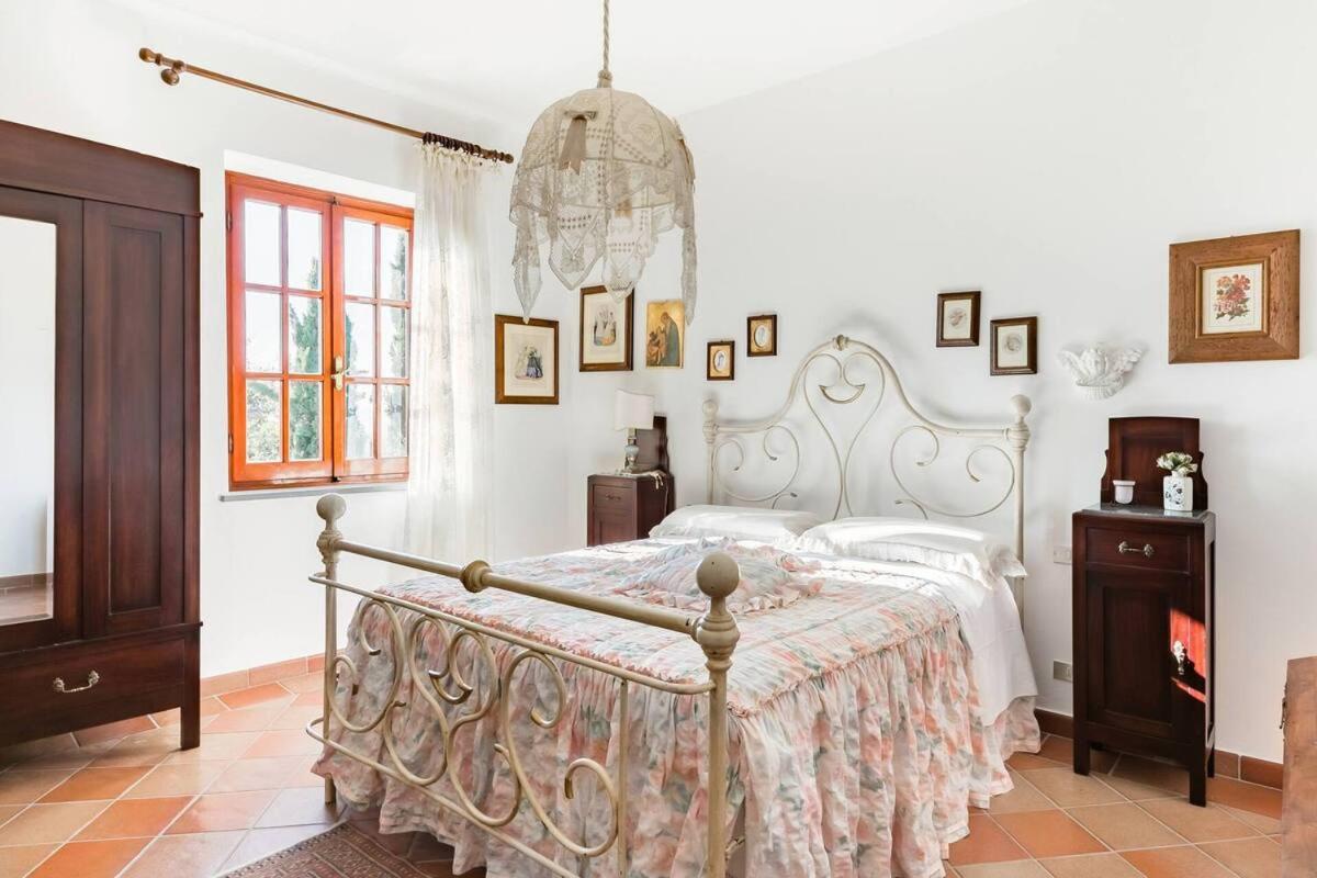 Appartamento Giglio - Azienda Agricola Sotto il Masso - Chambres d'hôtes Certaldo
