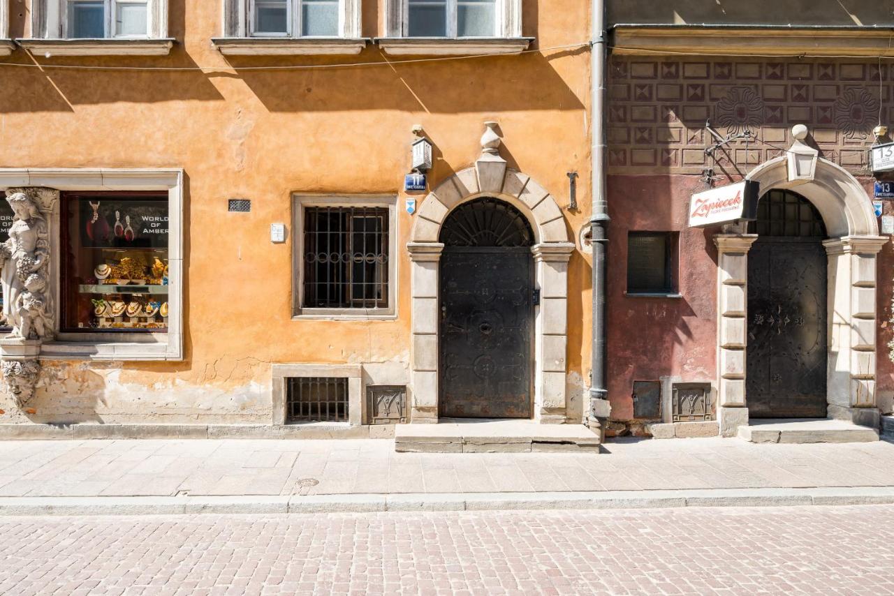 Warsaw Main Square Apartment by BookingHost - B&B Varsavia