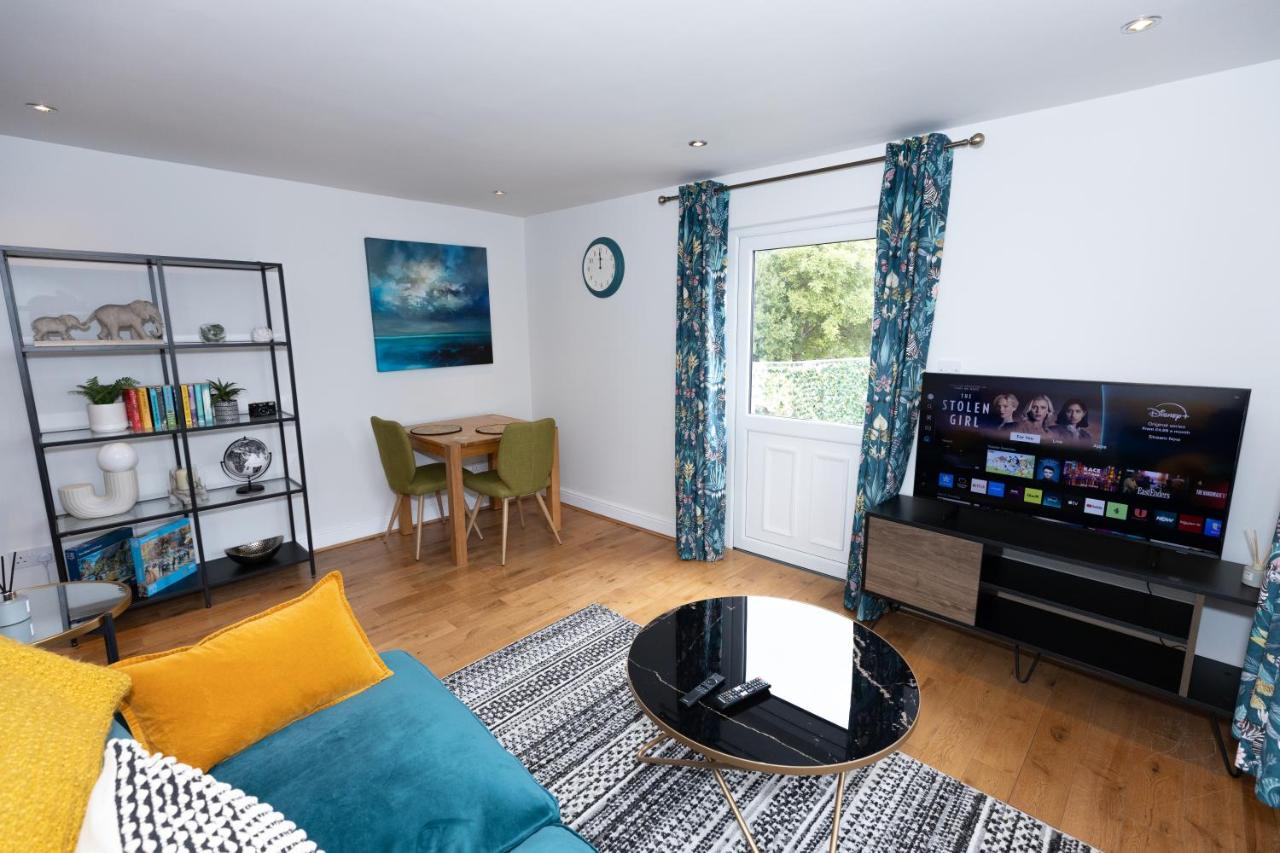 First Class Flat - B&B