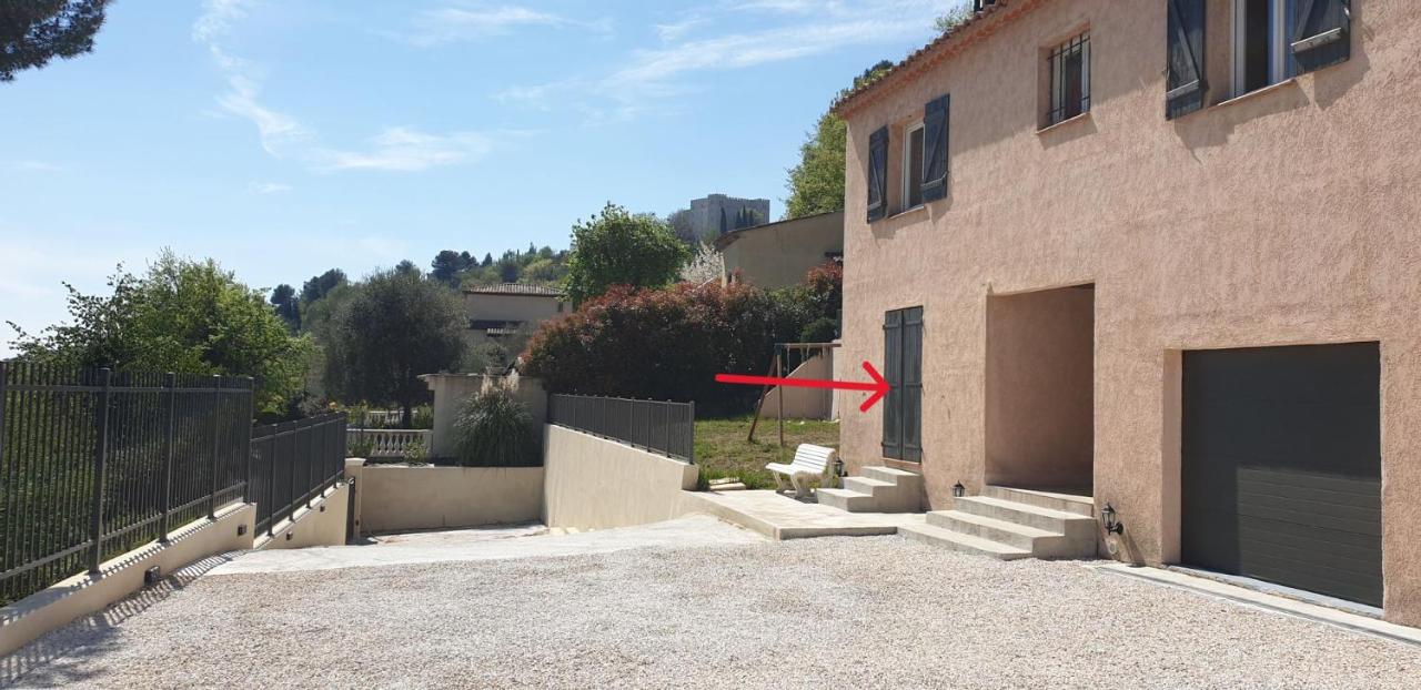 Saint-Jeannet Studio apartment near Nice - B&B