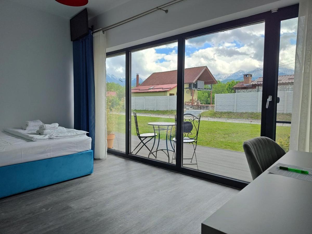 Double Room with Mountain View