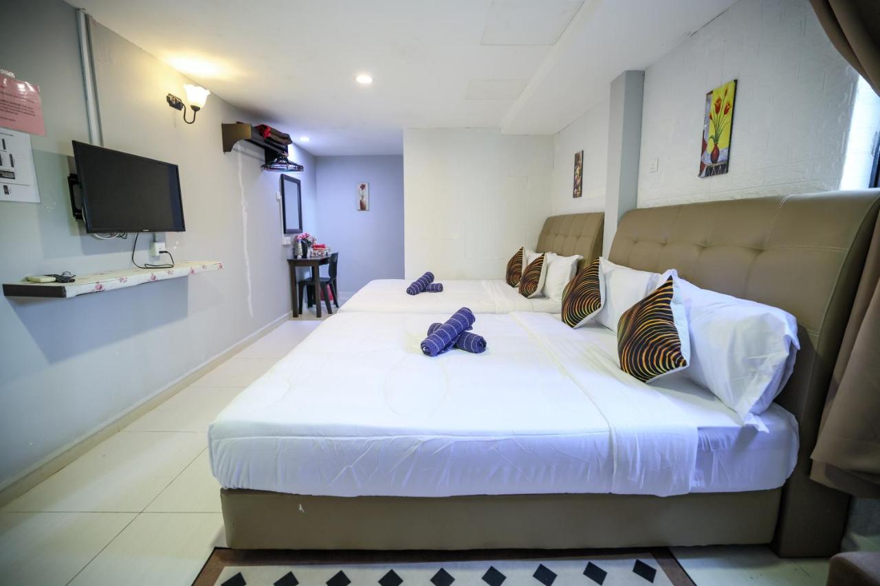 Queen Room with Two Queen Beds