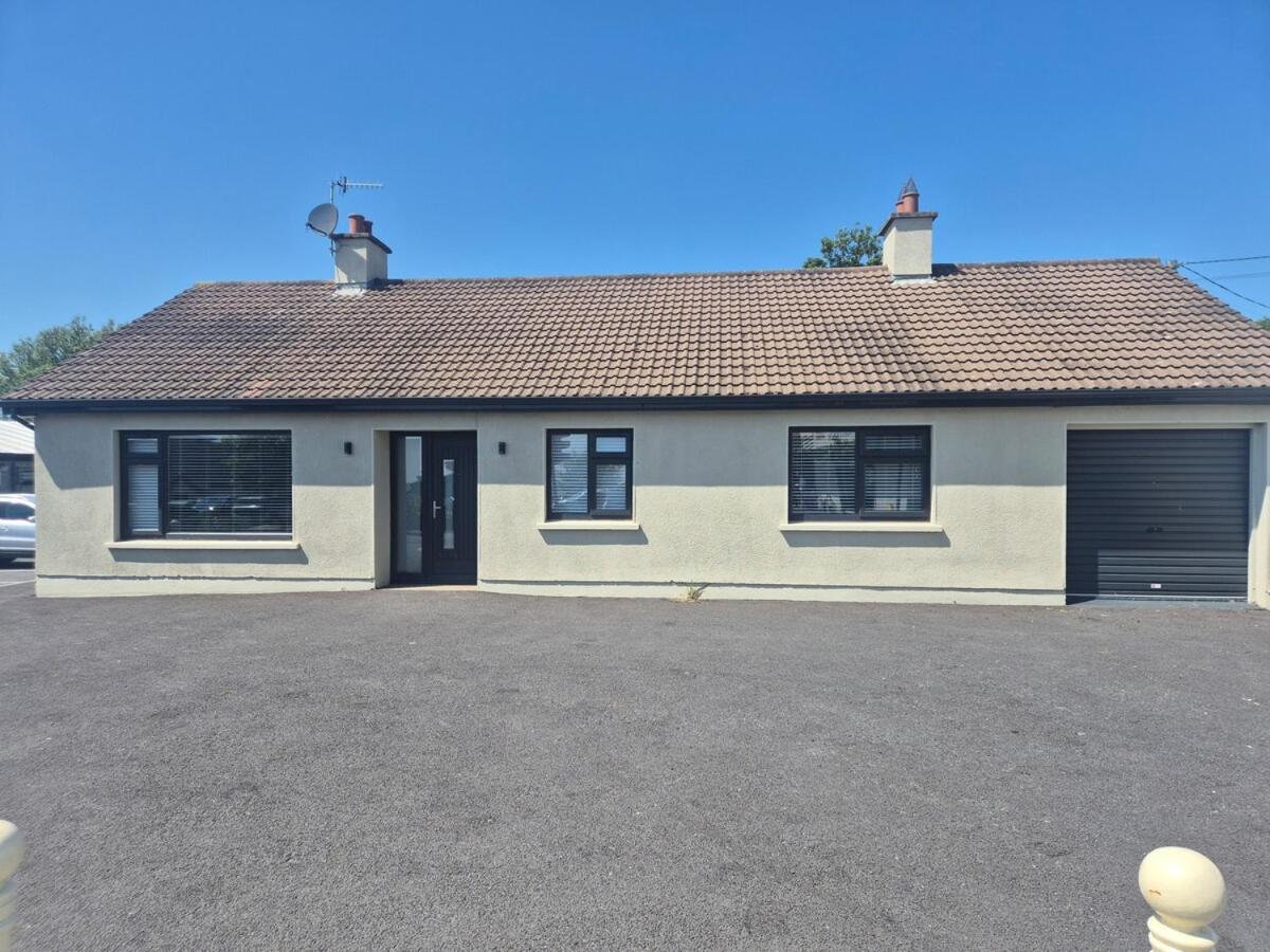 Main Street Blackrock - B&B