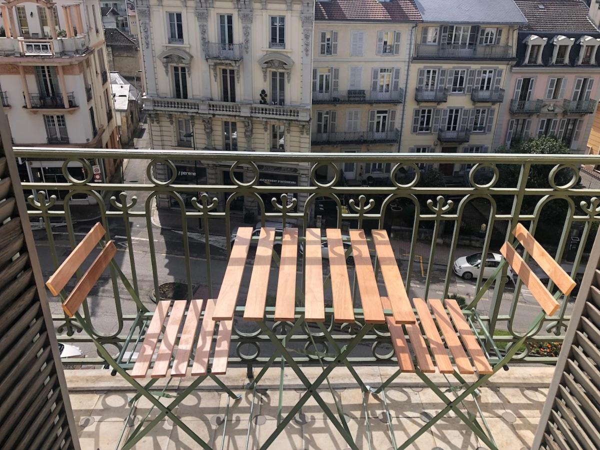 Appartement T2 52 m2 l'Ambassadeur centre-ville 1 chambre balcon - B&B Aix-les-Bains