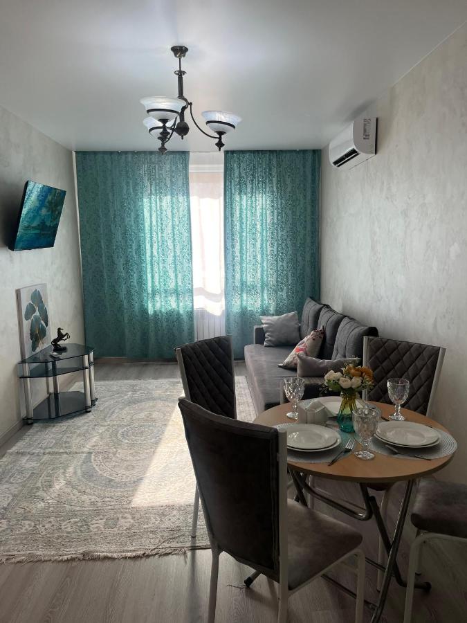 RAMS City Comfort Stay 2 Room Apartment - Chambres d'hôtes Almaty