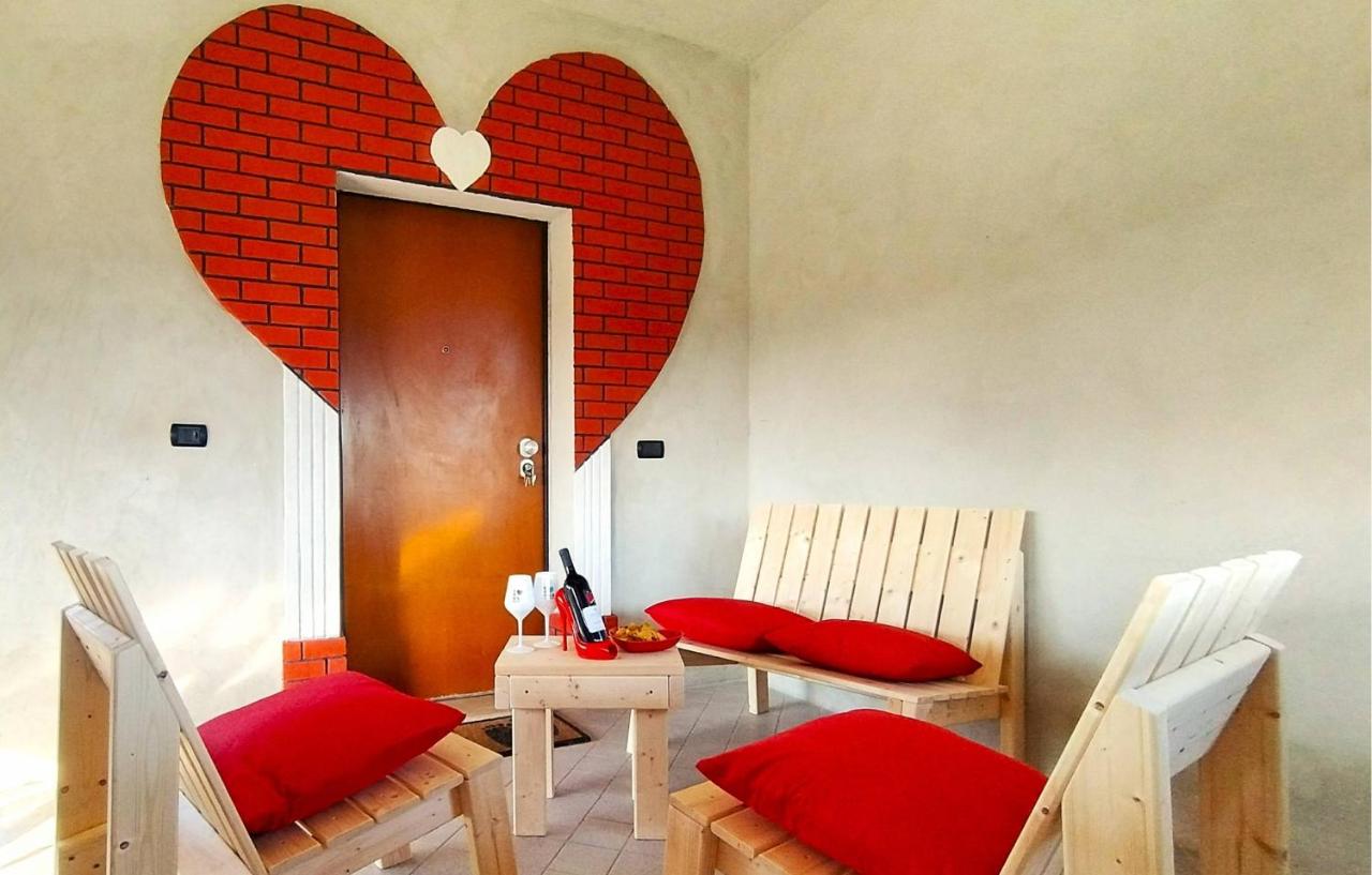 La casa degli amanti con Jacuzzi - B&B Pontinia