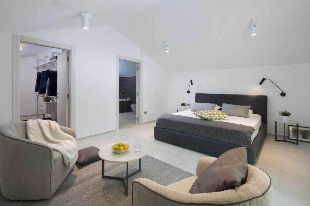 Apartment mit Meerblick