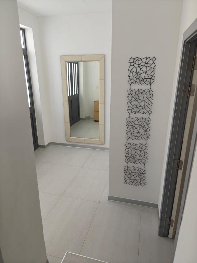 Ensuite Twin Room with Laundry in Pembroke - B&B