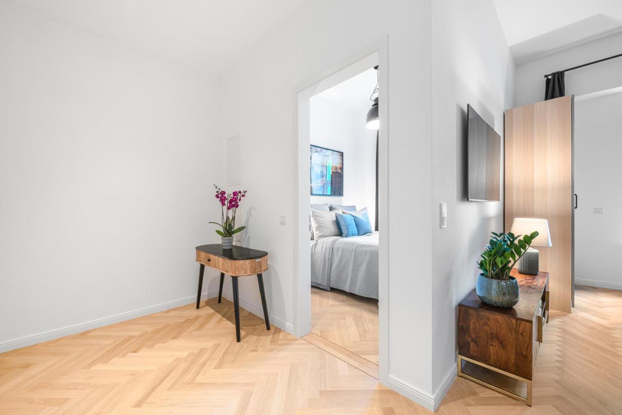 The Bornholmer - lovely 2BR Apartments in PBerg up to 5 ppl - B&B