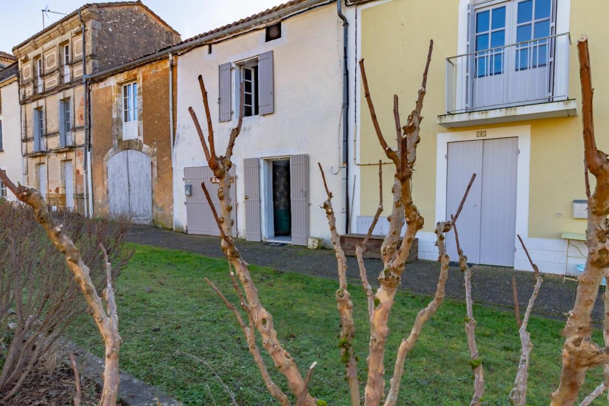 Gite coquet 4 personnes centre Monpazier - B&B