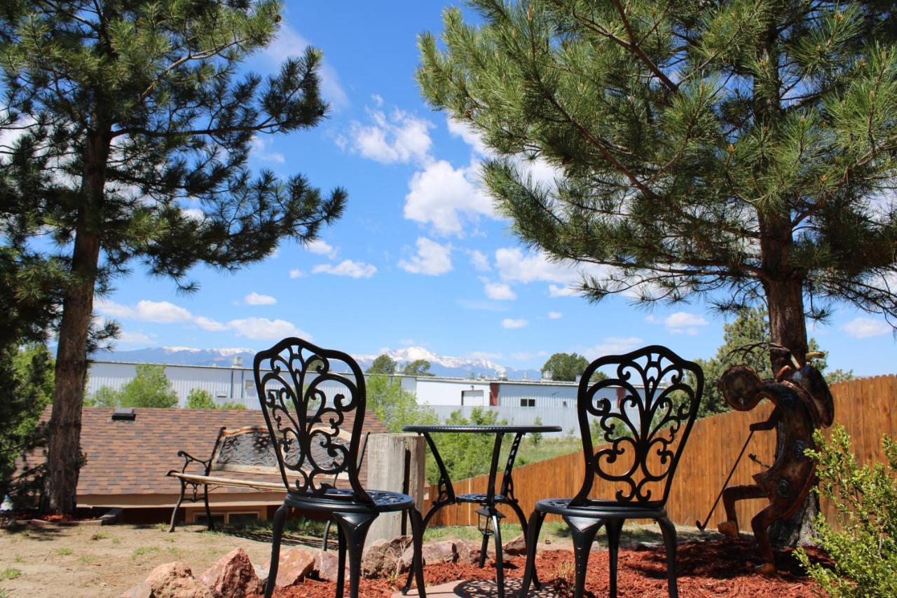 Colorado Cottage W/Mountain View - B&B
