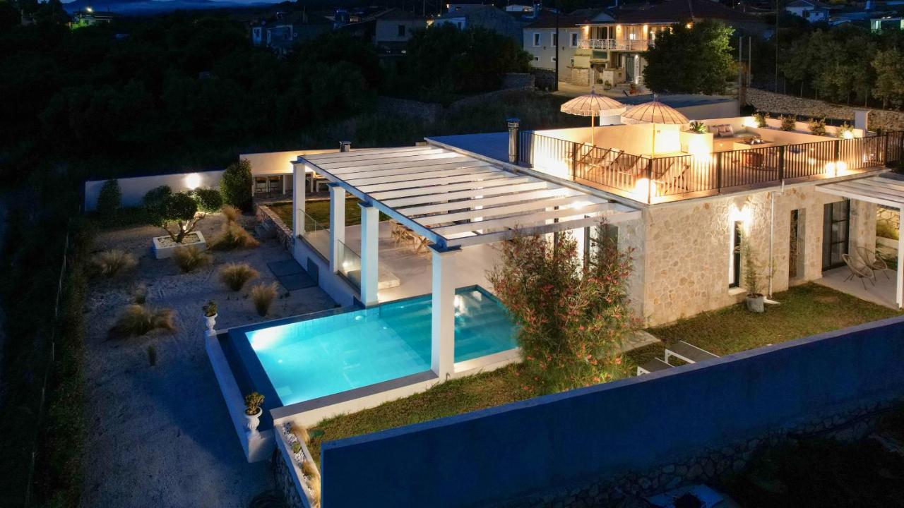 LUZ BLANCA Rooftop seaview villa - Bed and Breakfast Agios Leontas