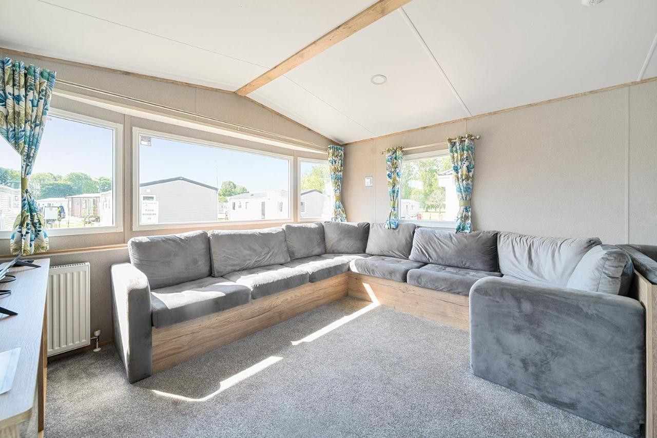 Brookside Bliss - Billing Aquadrome - B&B Northampton