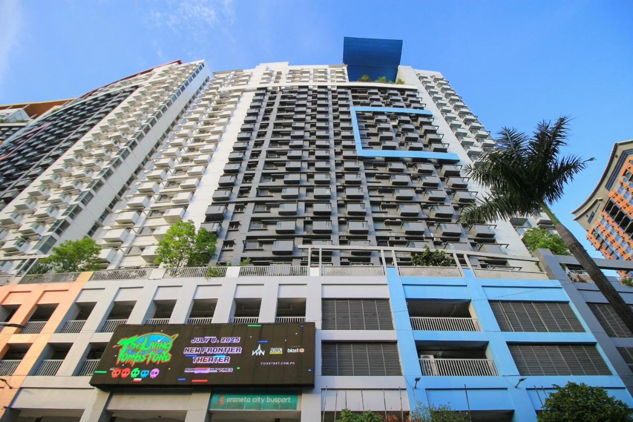 CYLOS PLACE Manhattan Araneta Center 2BR with BALCONY - B&B Manila