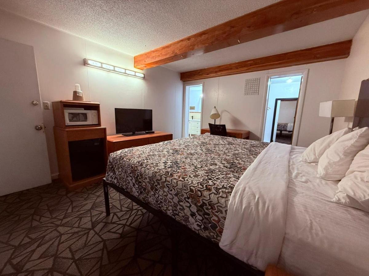 Queen Bed Non-Smoking