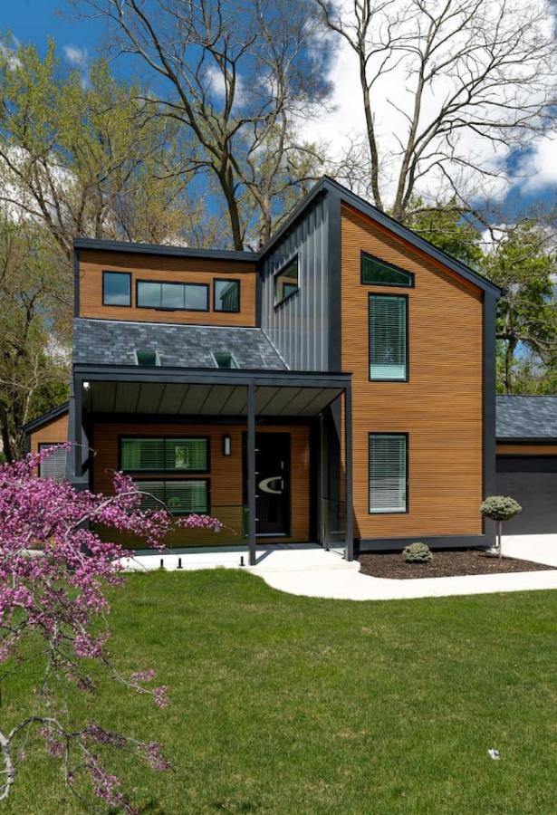 Serene Oasis Near Rock River - Bed and Breakfast Rockford