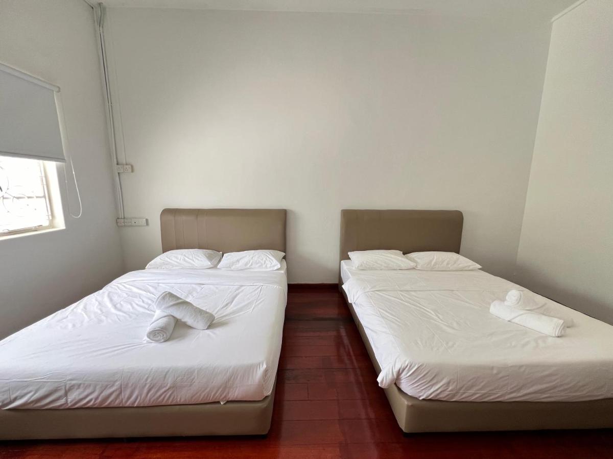 Vierpersoonskamer met Gedeelde Badkamer