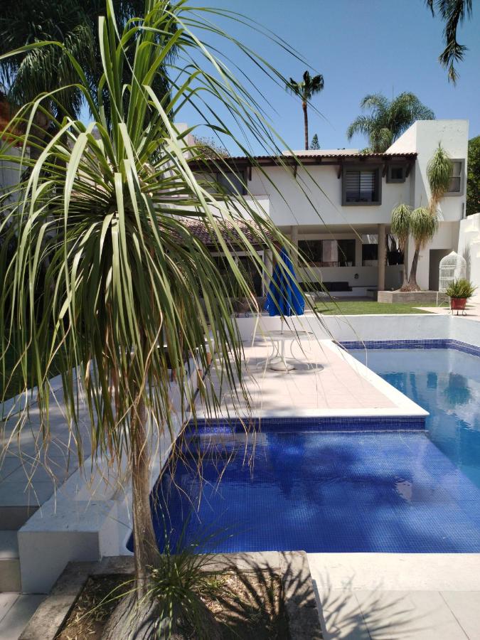 Camera Doppia con Letti Singoli con Vista Piscina