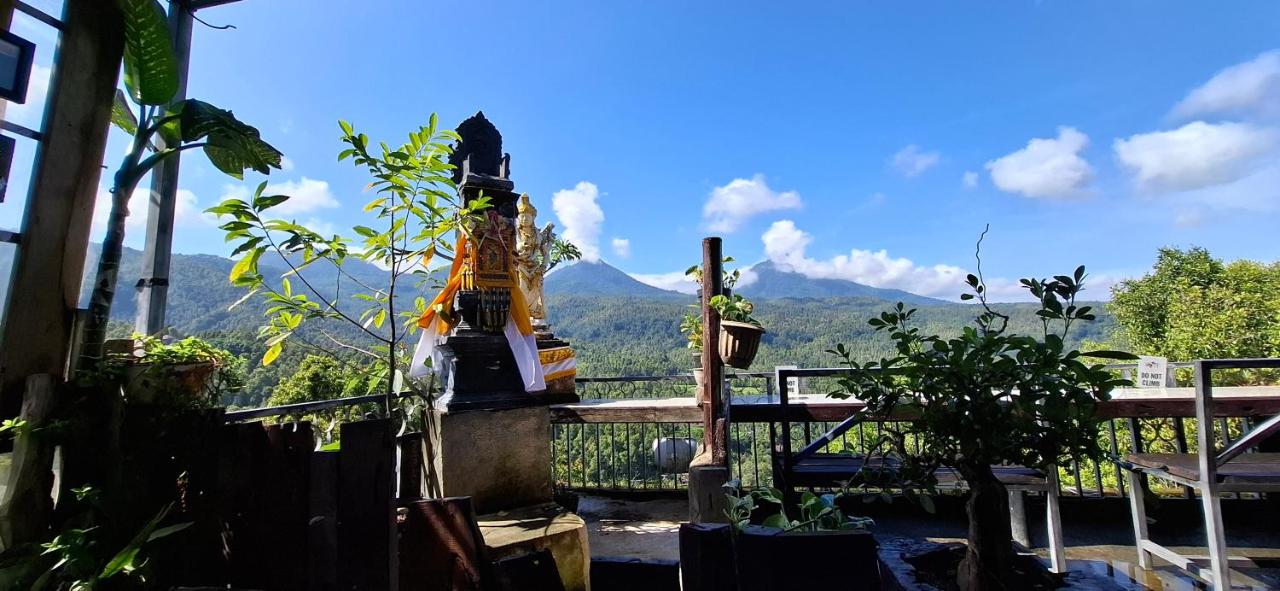 Umah de Madya The Room & Panoramic Rooftop Munduk - B&B Munduk