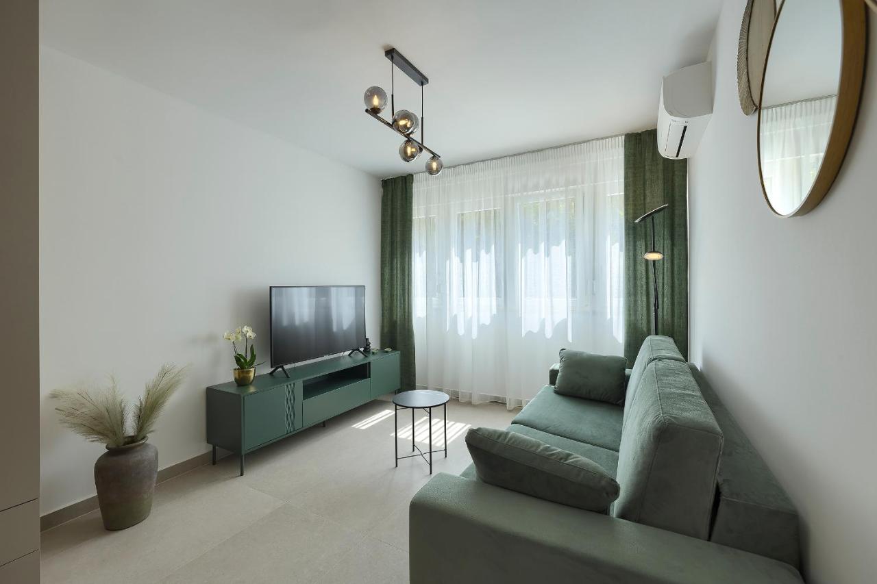 App Zara Park - B&B Pula