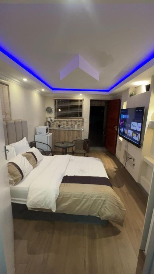 Made Guest House - B&B