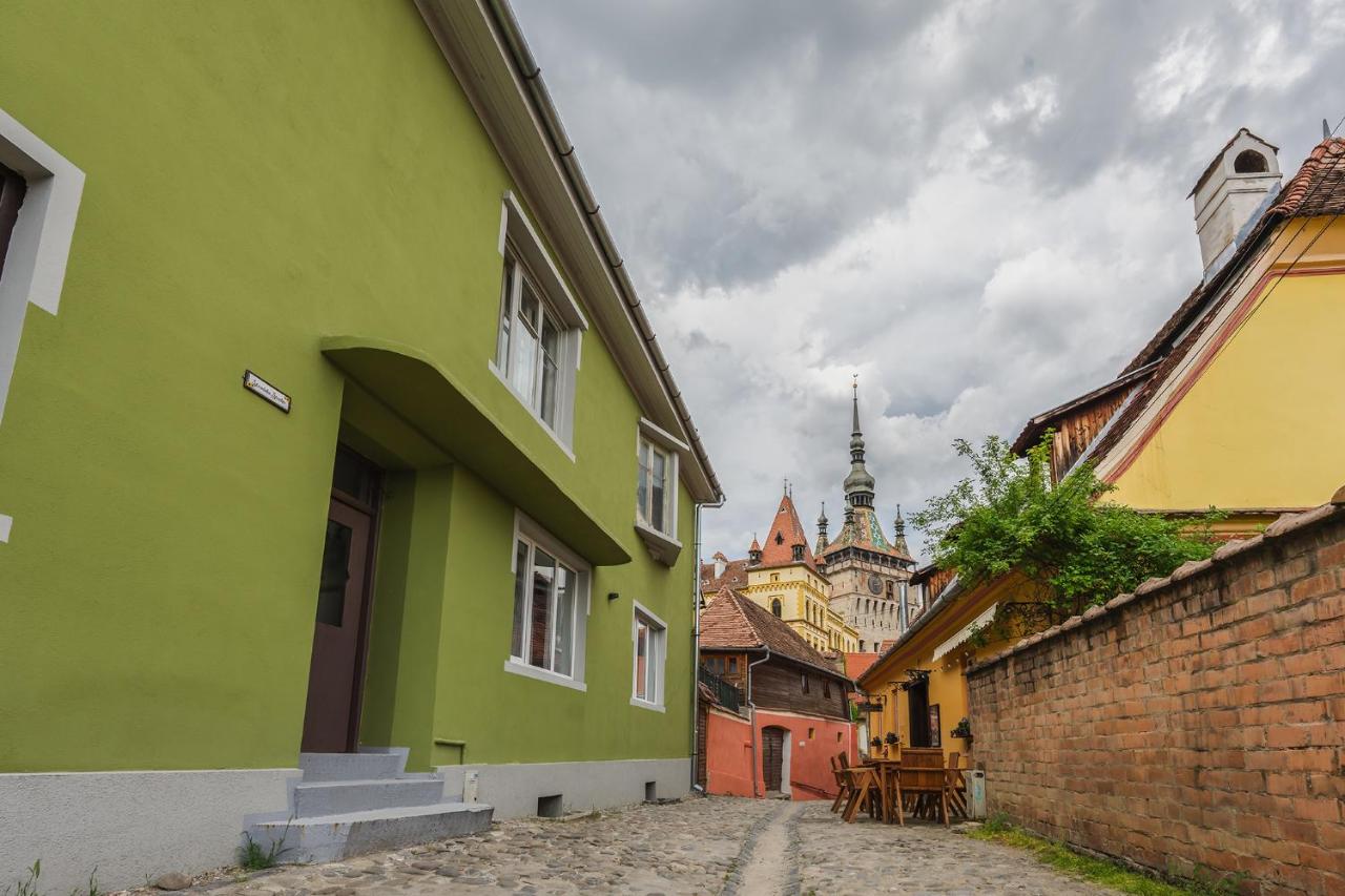 Turnul cu Ceas View Apartment - Ferienwohnung Schäßburg