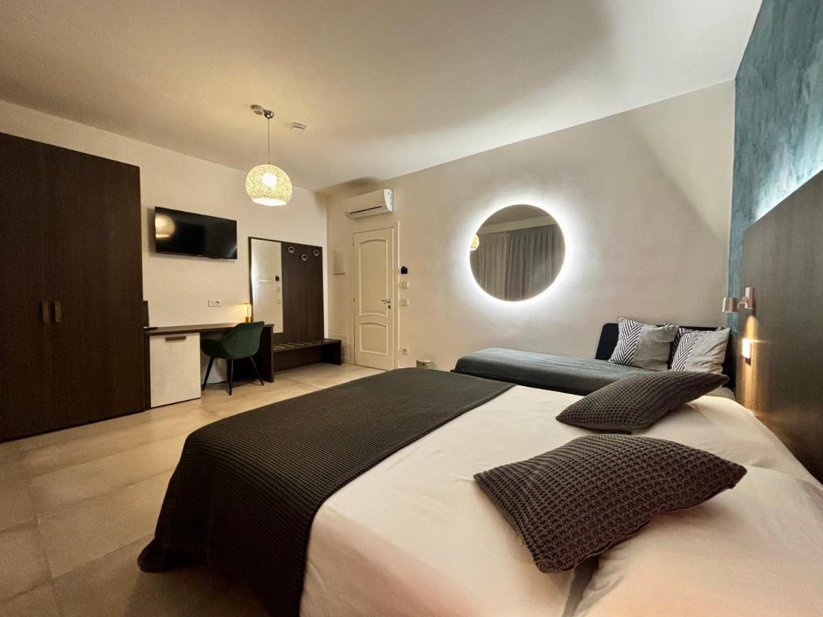 Chambre Triple avec Salle de Bains Privative