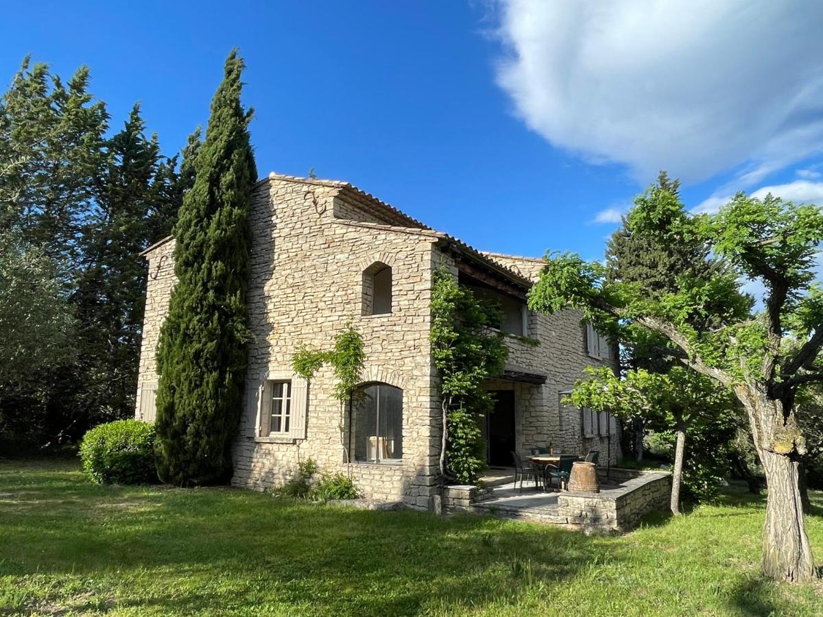 Villa La Familliale, piscine avec vue imprenable sur Gordes - B&B Gordes