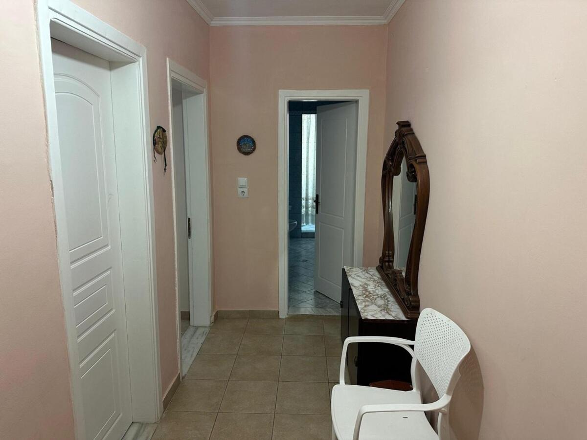Apartment Qender Himare - Bed and Breakfast Himarë