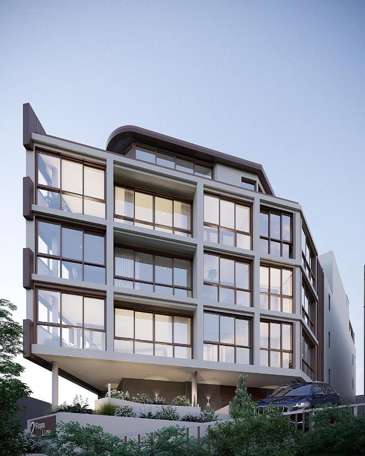 Luxurious brand new spacious 1 bedroom - B&B