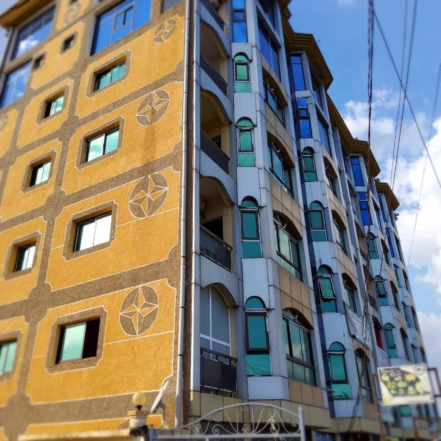 Chris Complex Executive Stays -Luxury Furnished Apartments and Guesthouses In Yaounde - B&B