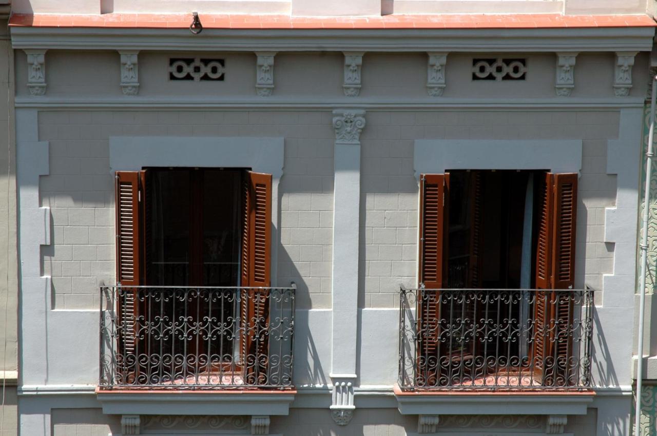 One-Bedroom Apartment with Balcony