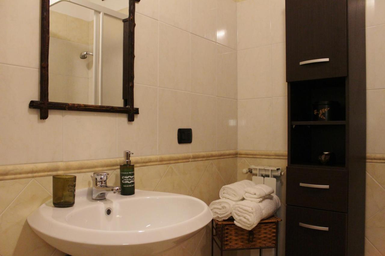 Camera Matrimoniale con Bagno Privato Esterno
