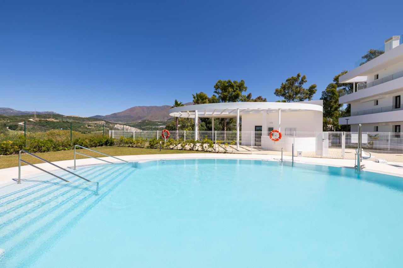 Luxury Penthouse Duplex ONE80 by AORA STAY - Bed and Breakfast Estepona