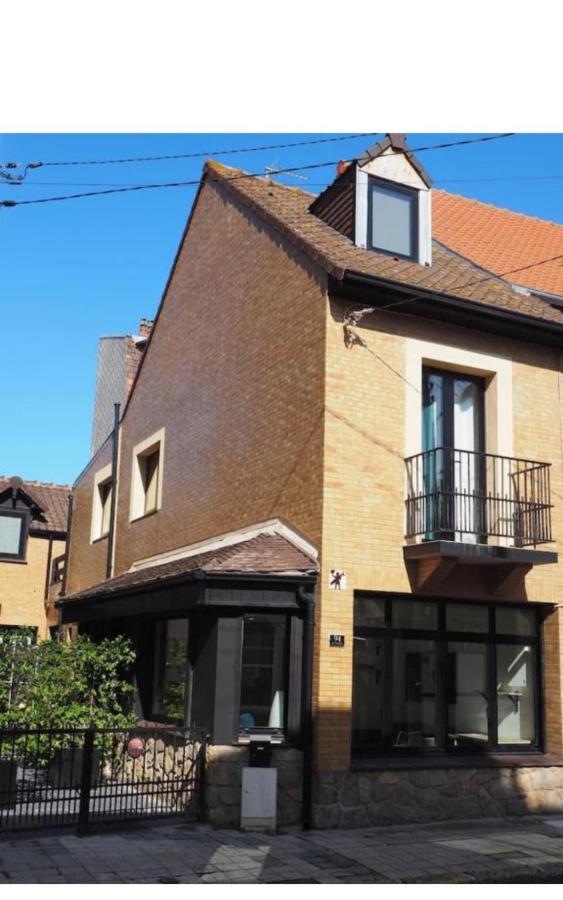 Centre ville Le Touquet, Villa familiale Villa familiale 3 grandes chambres, terrasse, intimité et Confort - Bed and Breakfast Le Touquet-Paris-Plage