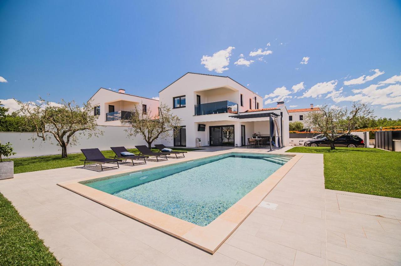 Villa Alps2Sea with Private Pool - Ferienwohnung Nova Vas