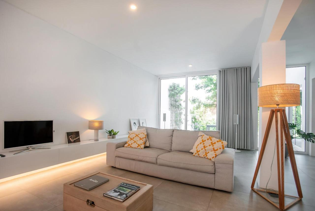 Beautiful 3 bedroom Villa in Lisbon South Bay - B&B Almada