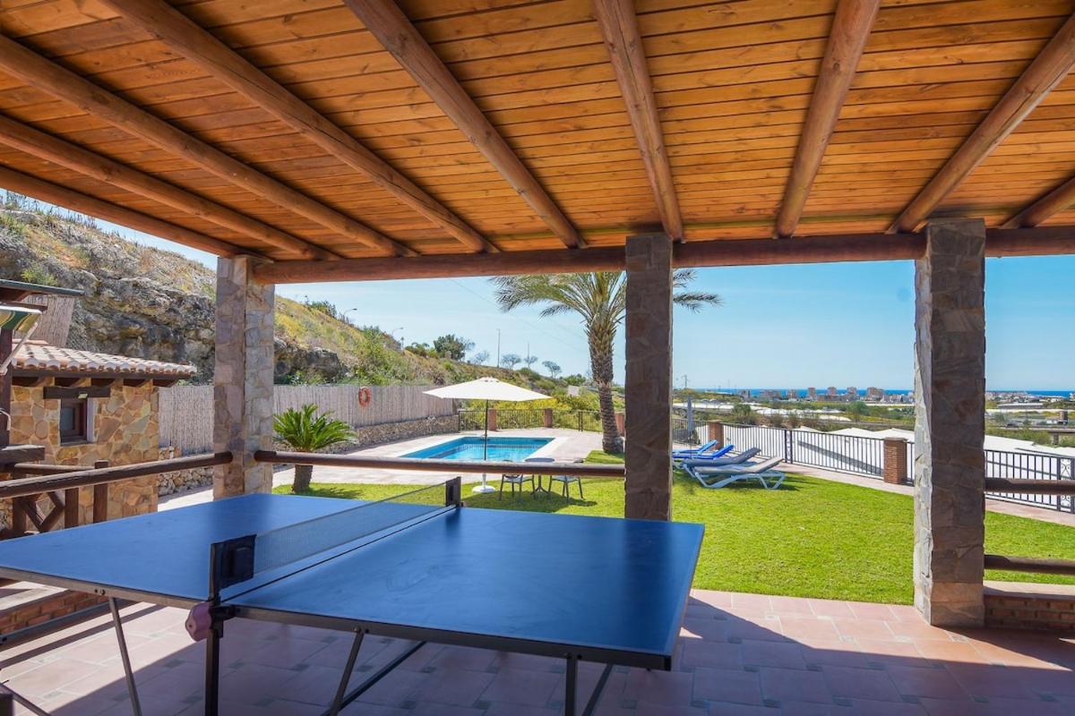 Villa con 2 Camere da Letto