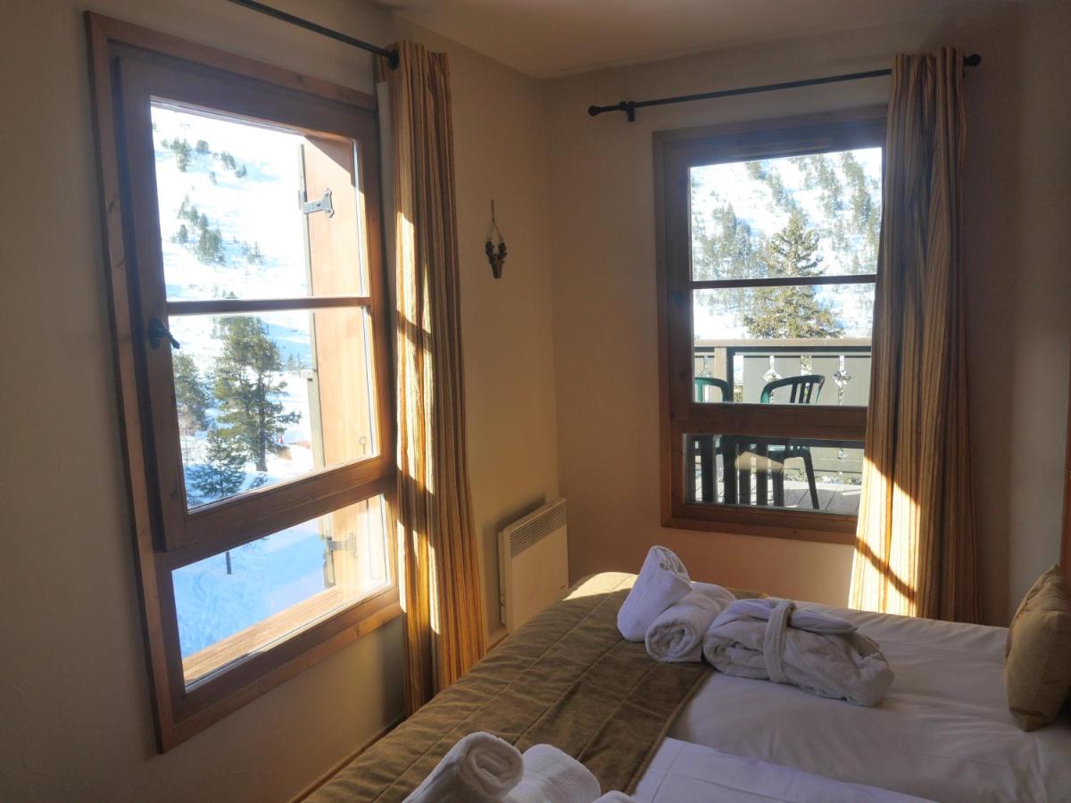 Stunning 3 bed duplex in the heart of Arc 1950 village - 601 Auberge Jerome - sleeps 8 - Ferienwohnung Arc 1950