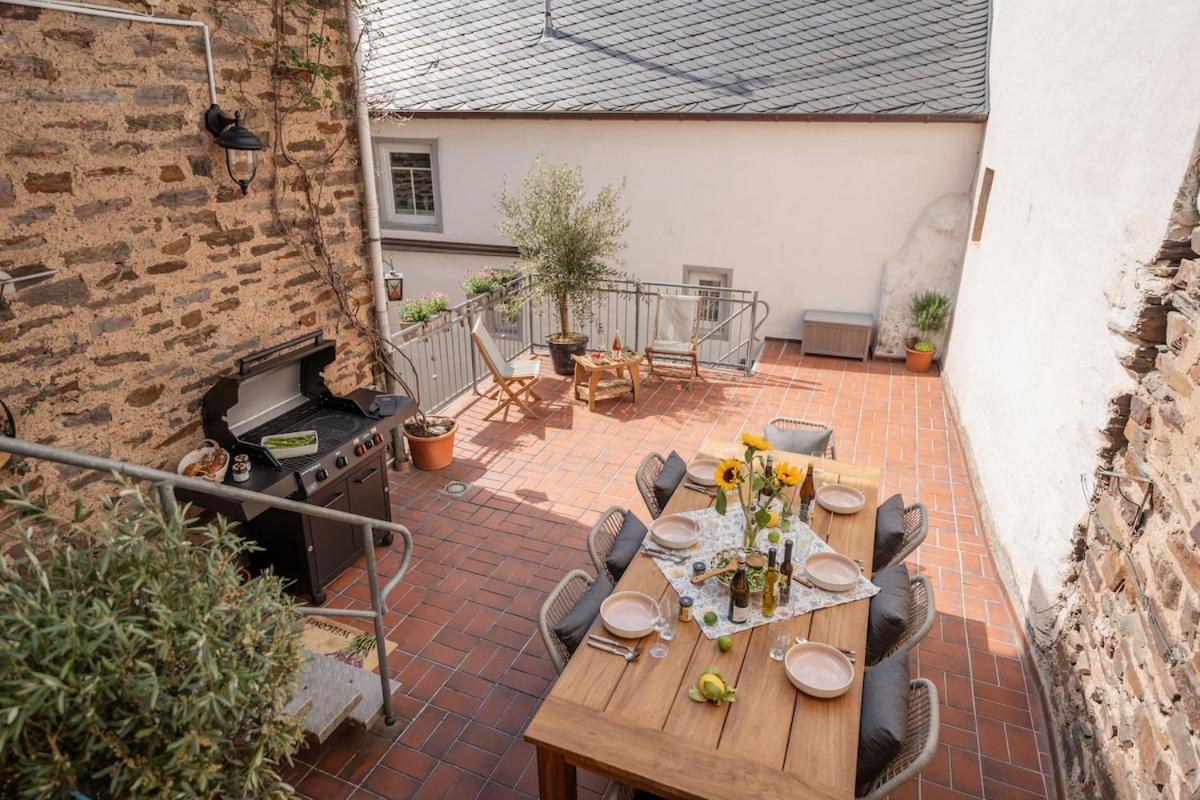 Ferienhaus Kapellenhof mit Infrarotsauna und vier Schlafzimmern - B&B Ediger