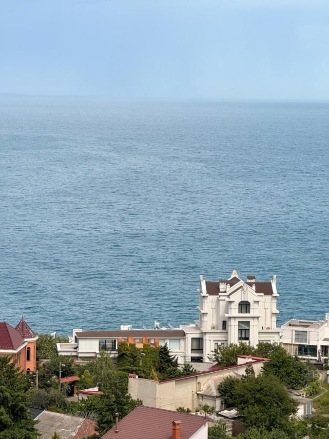 Квартира студия,с прямым видом на море! в Аркадии.На Каманина! - B&B Odesa
