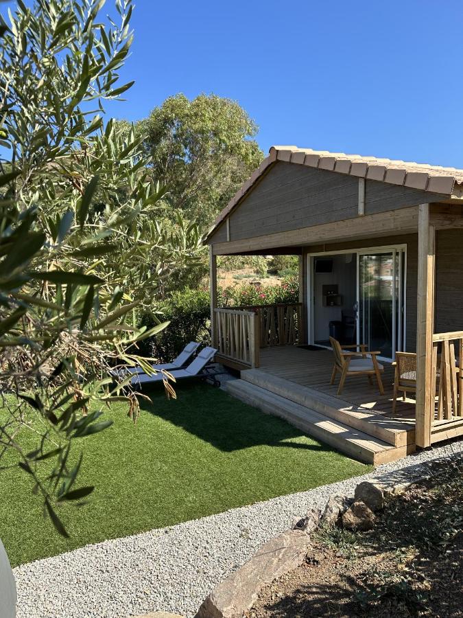 Deluxe Bungalow