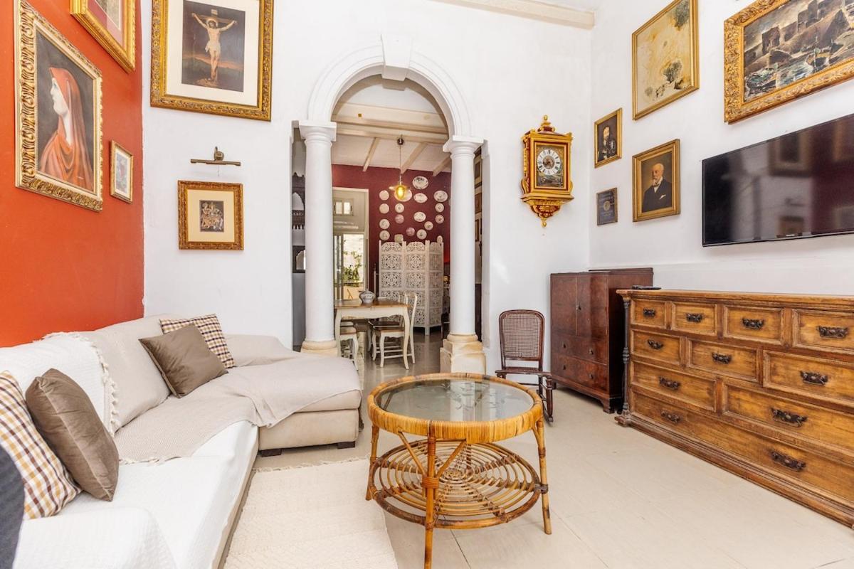 Rita's Lodge, seafront house - B&B San Pawl il-Baħar
