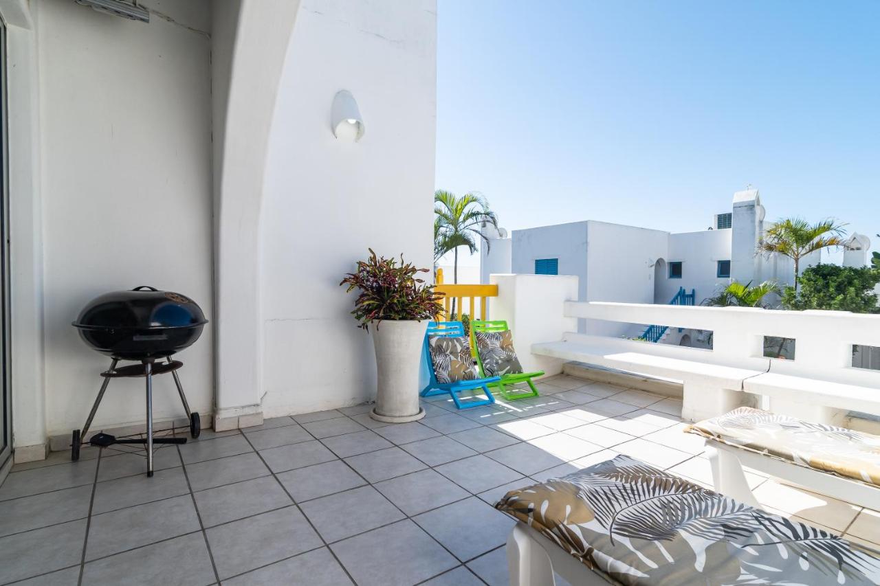 Santorini Thira 38 - Family Only - Bed and Breakfast Ballito